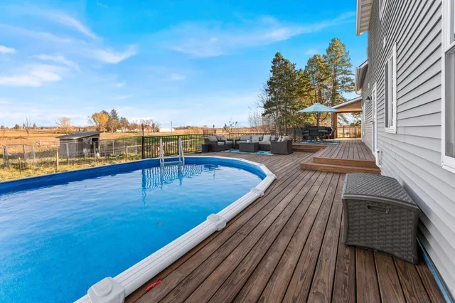 $574,000 | 28297 St Croix Road, Pine City, MN 55063