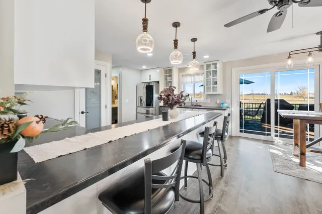 $574,000 | 28297 St Croix Road, Pine City, MN 55063