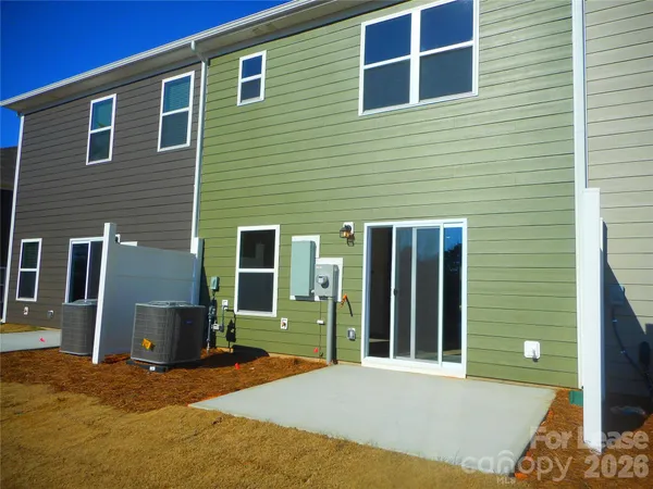 $1,975 | 2723 Yeager Drive Northwest, Concord, NC 28027