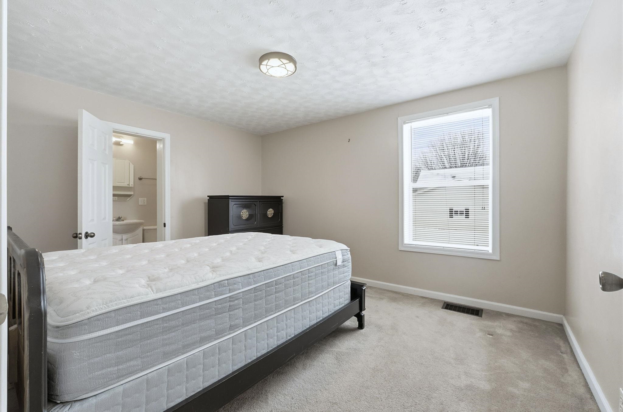 11184 South 250 West Road Silver Lake, IN 46982 - Photo 13 of 36