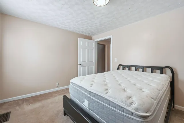 $215,000 | 11184 South 250 West Road, Silver Lake, IN 46982