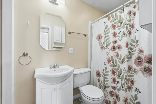 $215,000 | 11184 South 250 West Road, Silver Lake, IN 46982