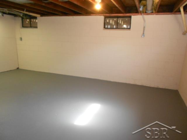 9905 West Freeland Road Freeland, MI 48623 - Photo 12 of 16 31318866-11.JPG
