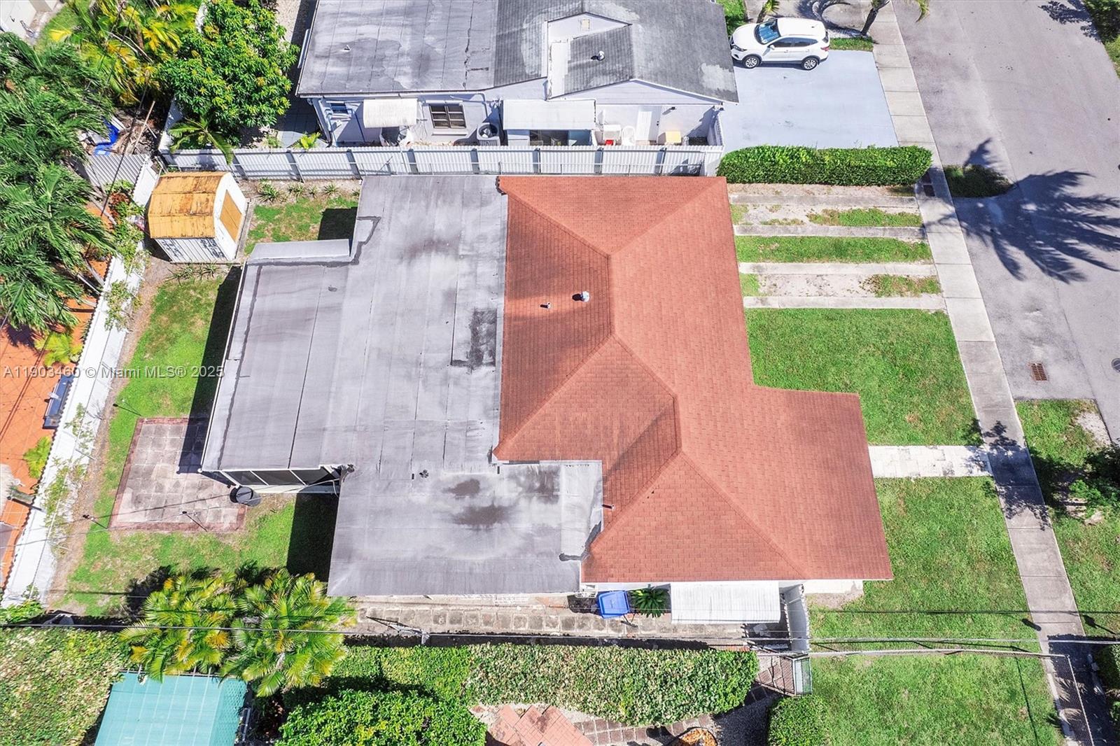 7231 Southwest 6th Street Miami, FL 33144 - Photo 32 of 34 an aerial view of residential houses with outdoor space and swimming pool