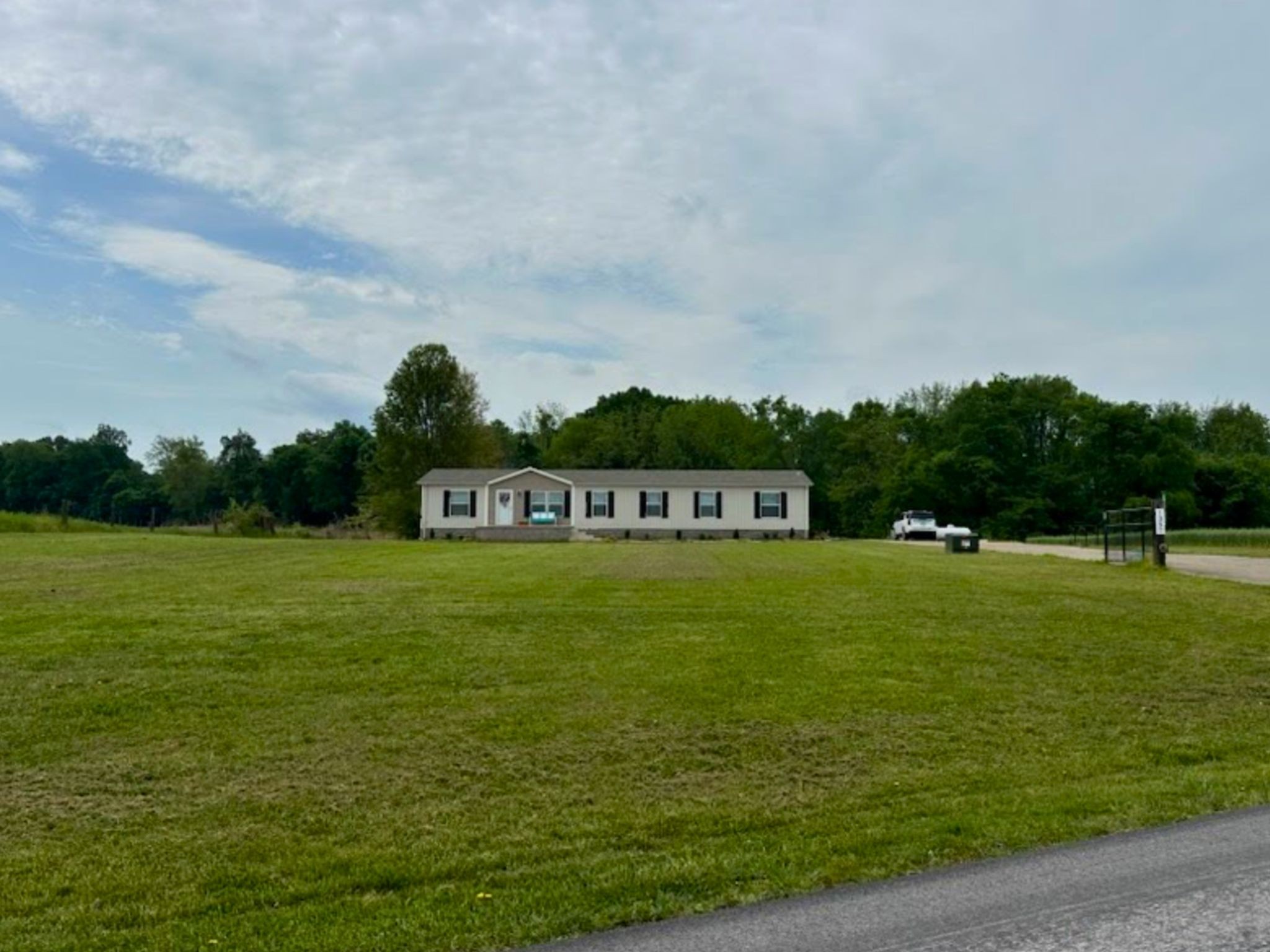1397 Watts Road Trenton, KY 42286 - Photo 2 of 2