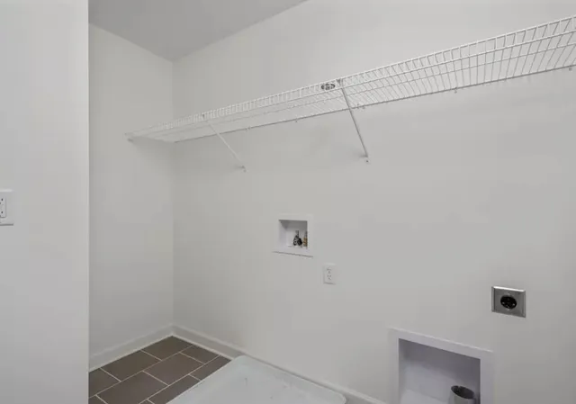 a view of a walk in closet