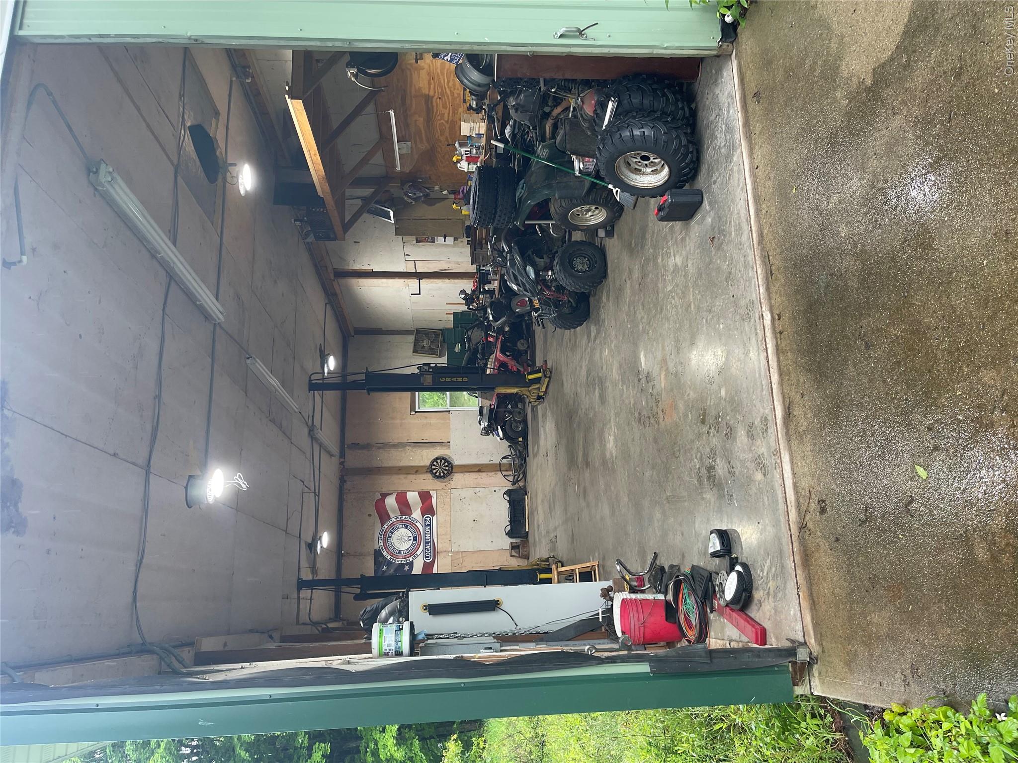 894 Upper Mountain Road Pine Bush, NY 12566 - Photo 33 of 35 Garage featuring a workshop area
