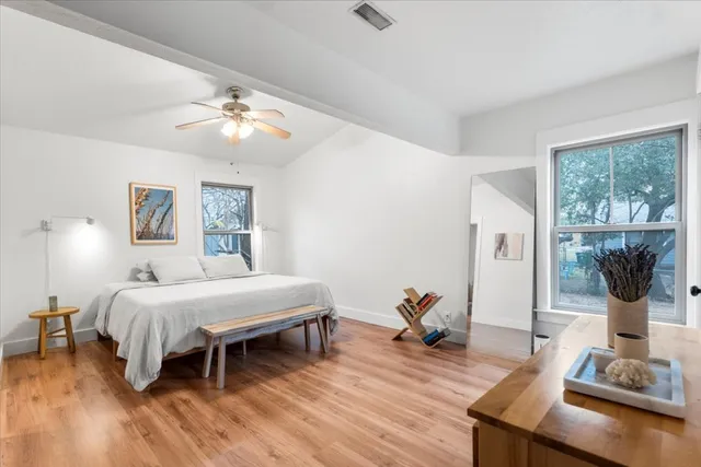 $3,000 | 3007 East 18th Street, Austin, TX 78702