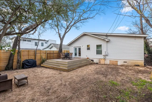 $3,000 | 3007 East 18th Street, Austin, TX 78702