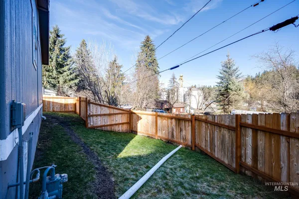 $310,000 | 813 Bentz Street, Troy, ID 83871