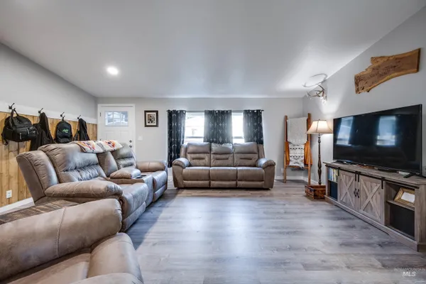 $310,000 | 813 Bentz Street, Troy, ID 83871