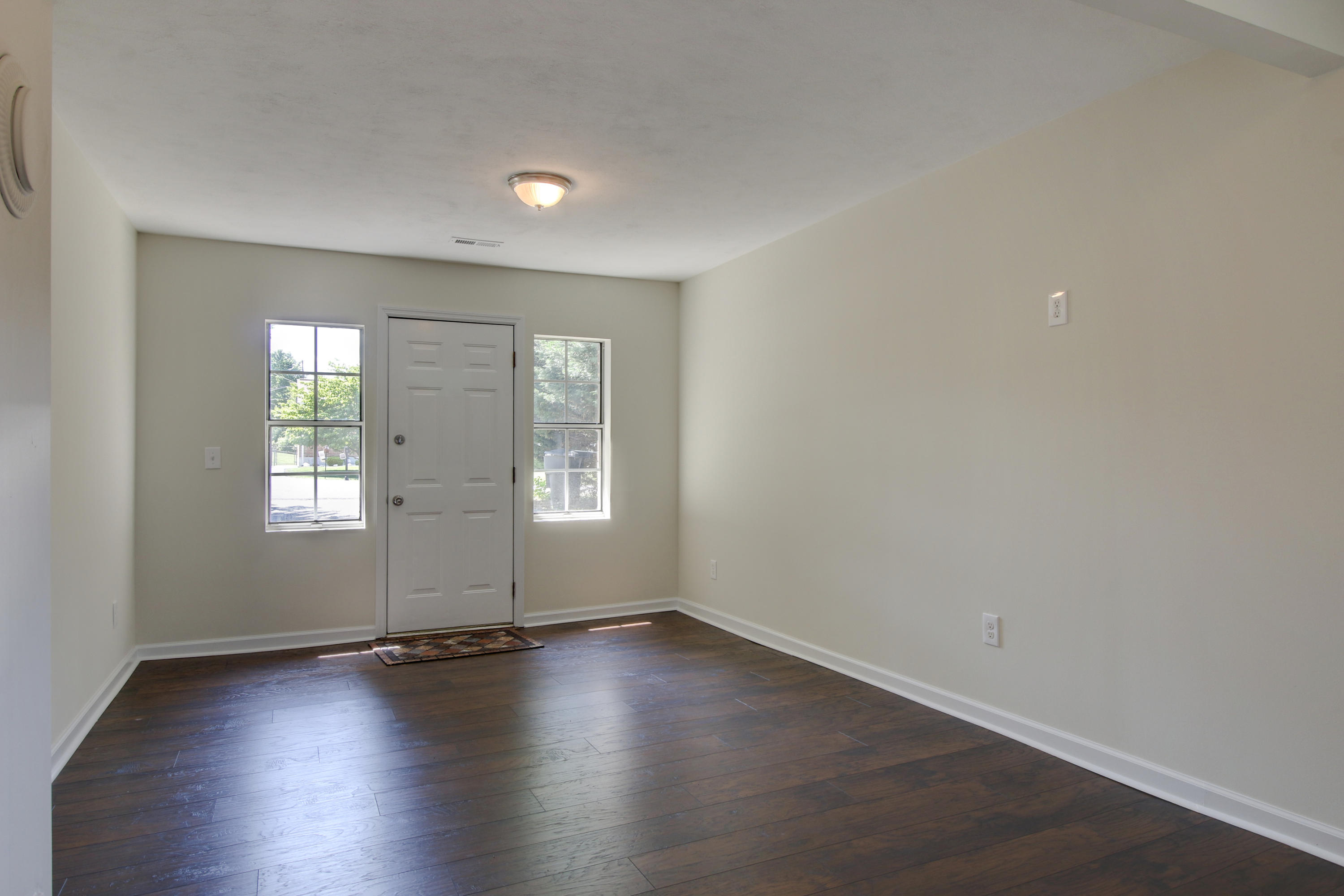 144 Return Road Roanoke, VA 24019 - Photo 6 of 28 _MG_4768_69_70