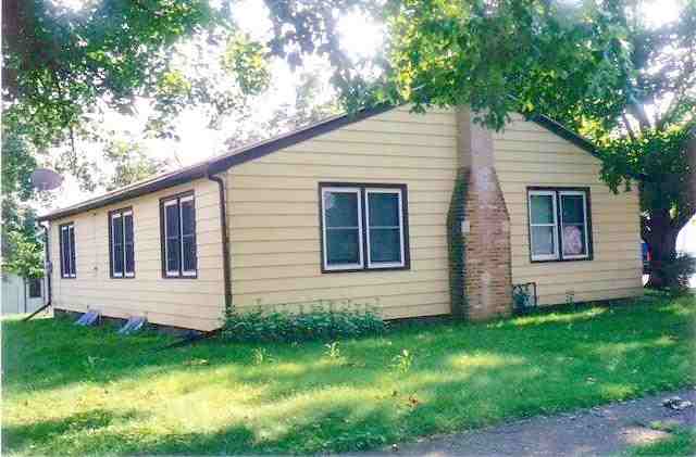 69 Calvert Avenue Chadwick, IL 61014 - Photo 2 of 9 Gallery Image 2