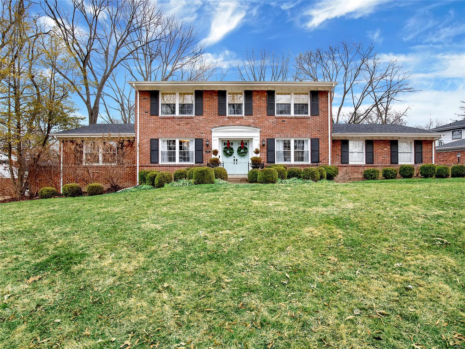 1606 Copper Hill Road Ladue, MO 63124 - Photo 2 of 38