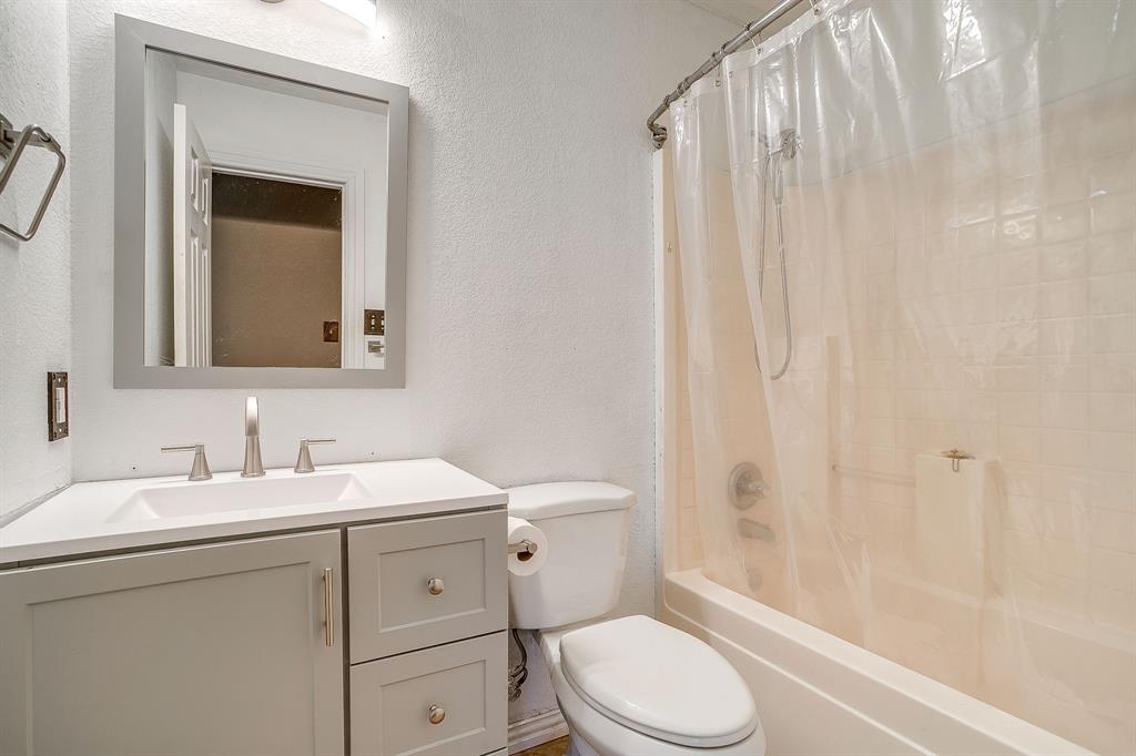 1000 County Road 1105 Rio Vista, TX 76093 - Photo 25 of 30