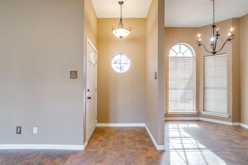 1000 County Road 1105 Rio Vista, TX 76093 - Photo 4 of 30