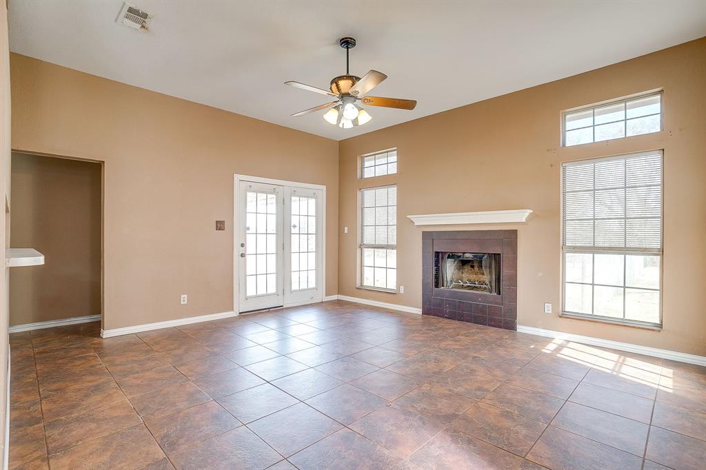 1000 County Road 1105 Rio Vista, TX 76093 - Photo 5 of 30