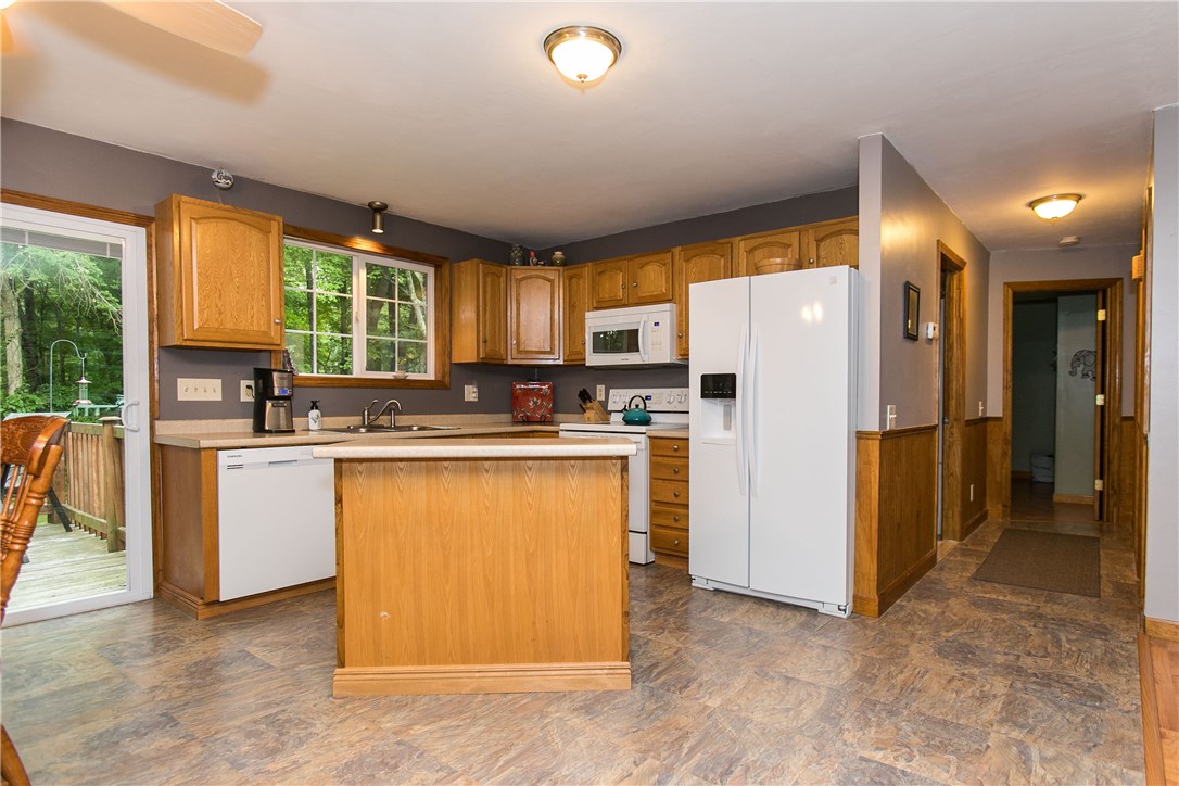 166 Trimtown Road Scituate, RI 02857 - Photo 11 of 32