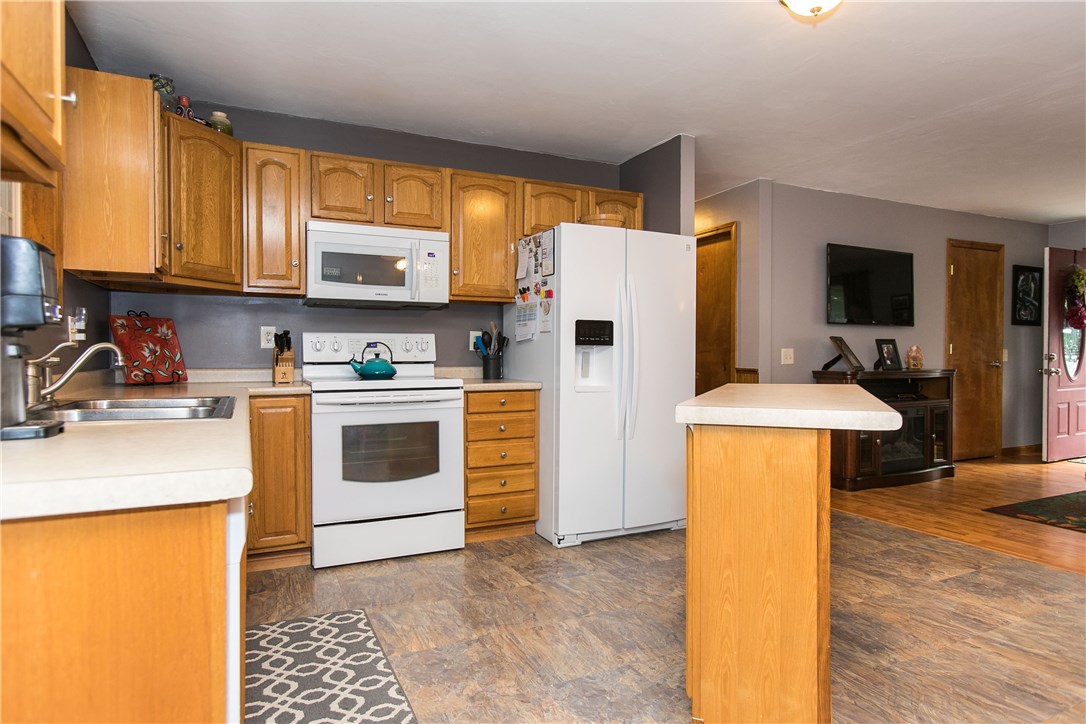 166 Trimtown Road Scituate, RI 02857 - Photo 10 of 32