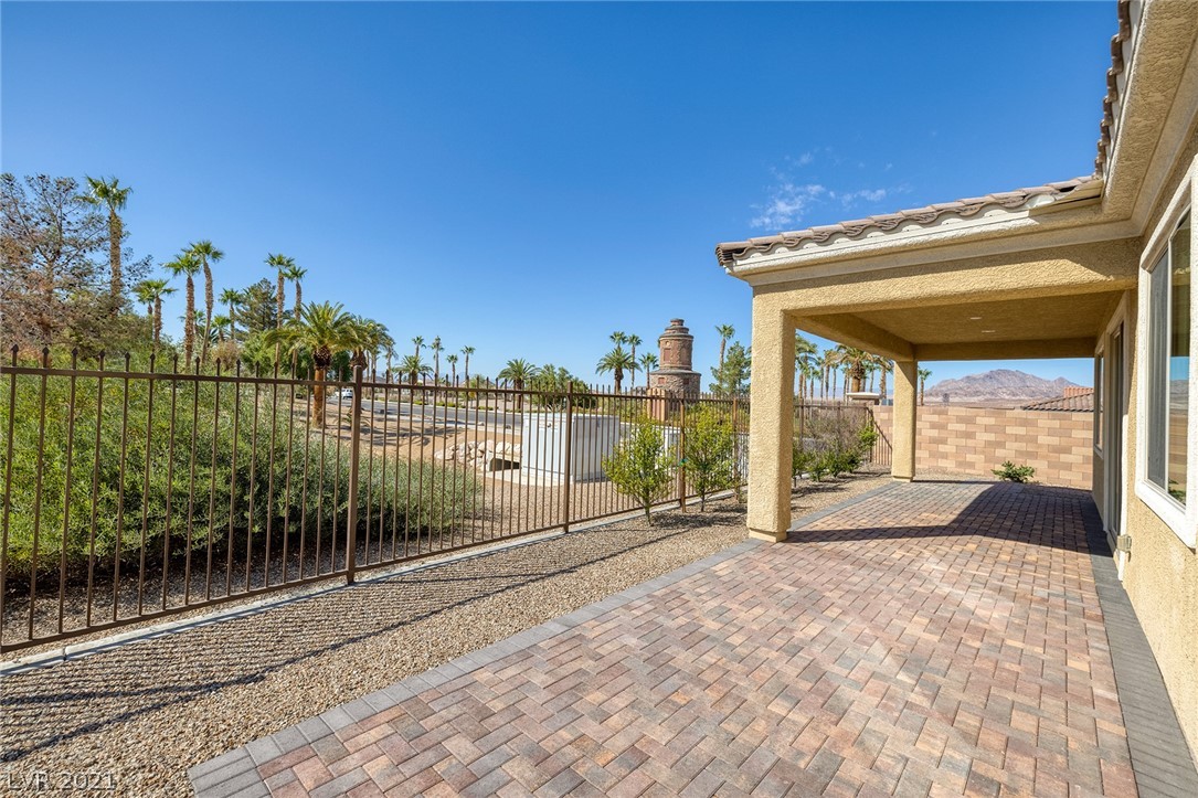 353 Via San Remo Circle Henderson, NV 89011 - Photo 27 of 48