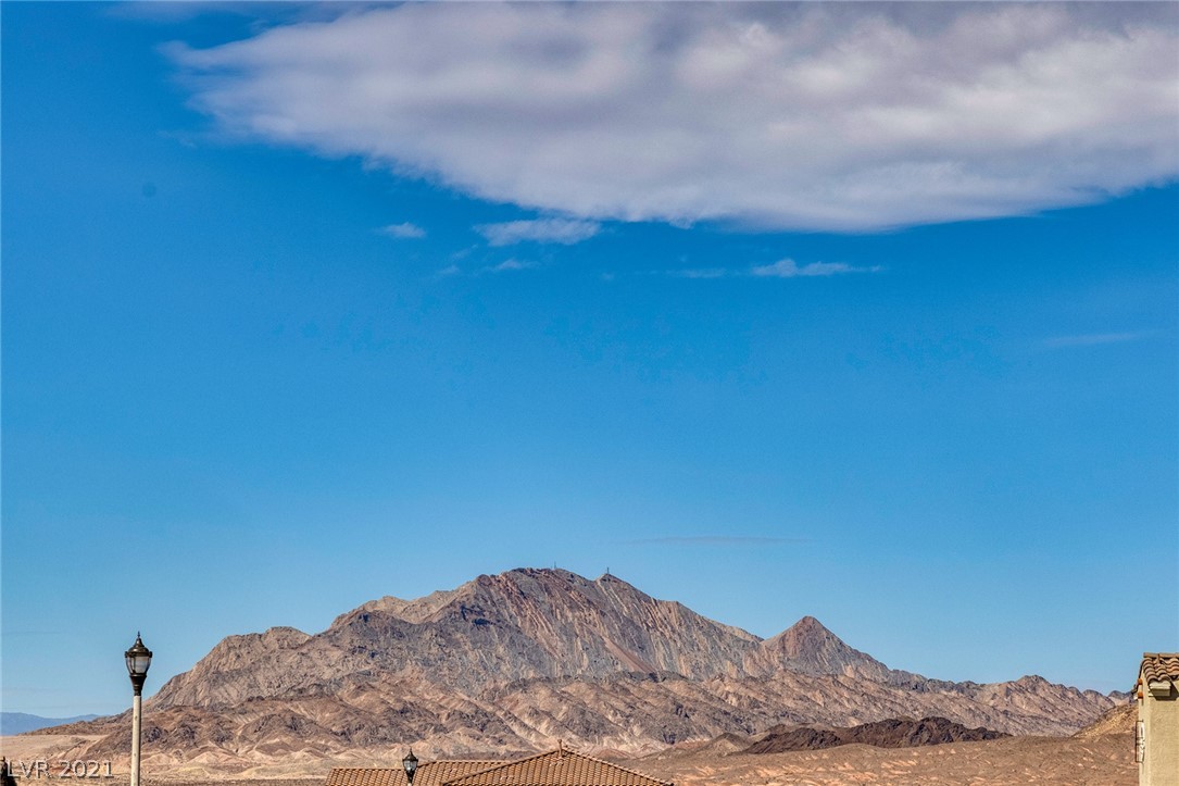 353 Via San Remo Circle Henderson, NV 89011 - Photo 32 of 48