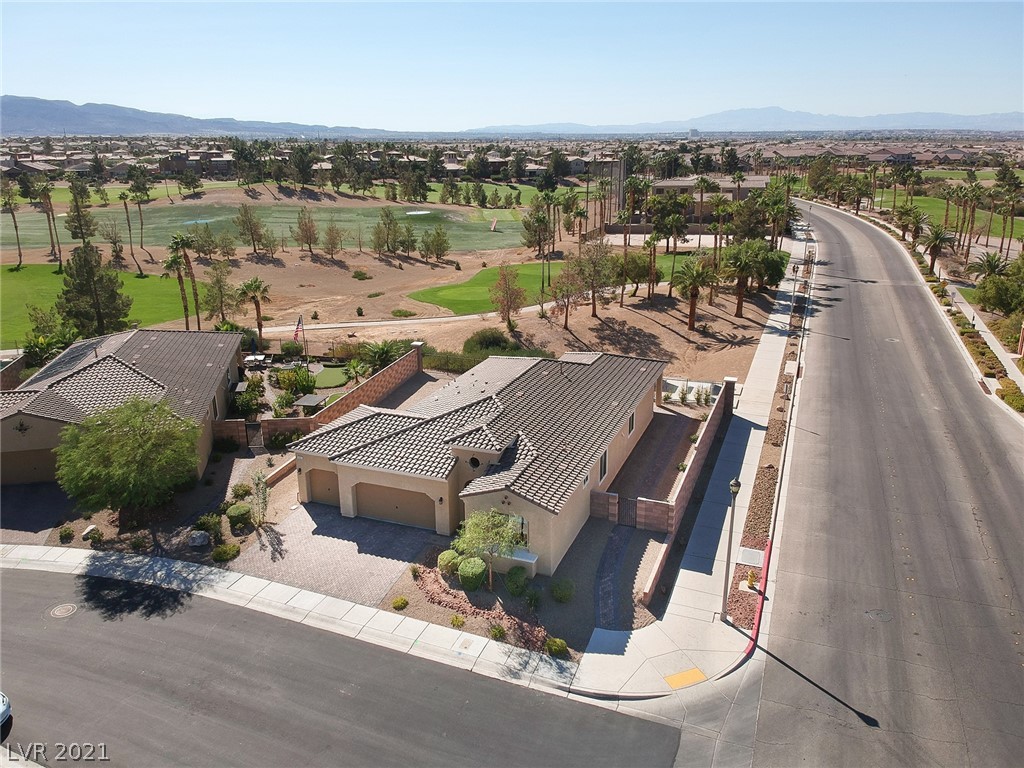 353 Via San Remo Circle Henderson, NV 89011 - Photo 35 of 48