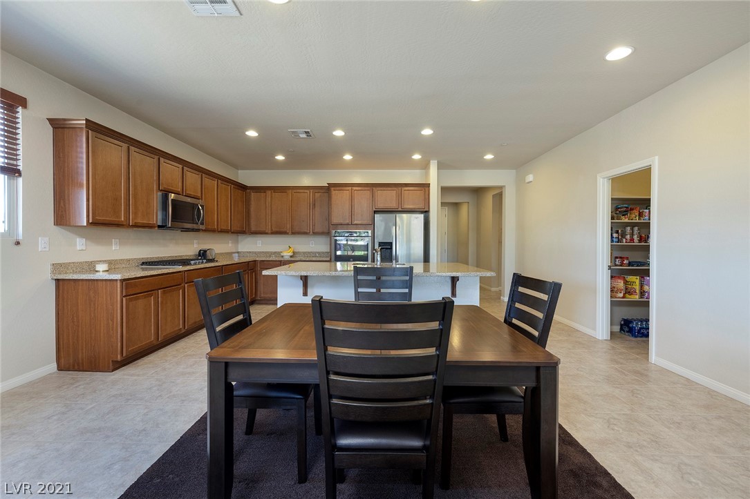 353 Via San Remo Circle Henderson, NV 89011 - Photo 8 of 48