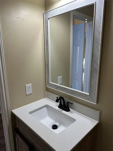 $2,400 | 3911 Lady Atwell Court, Missouri City, TX 77459