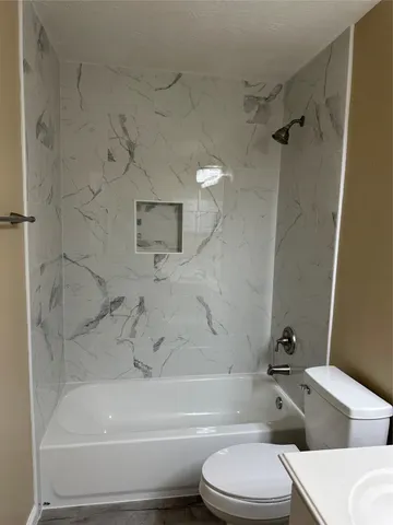 $2,400 | 3911 Lady Atwell Court, Missouri City, TX 77459