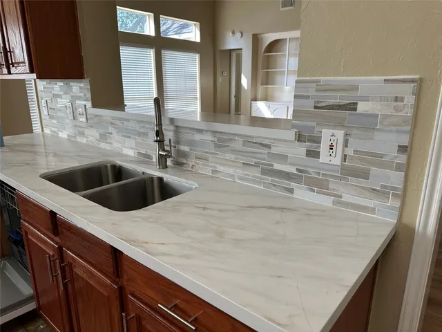 $2,400 | 3911 Lady Atwell Court, Missouri City, TX 77459