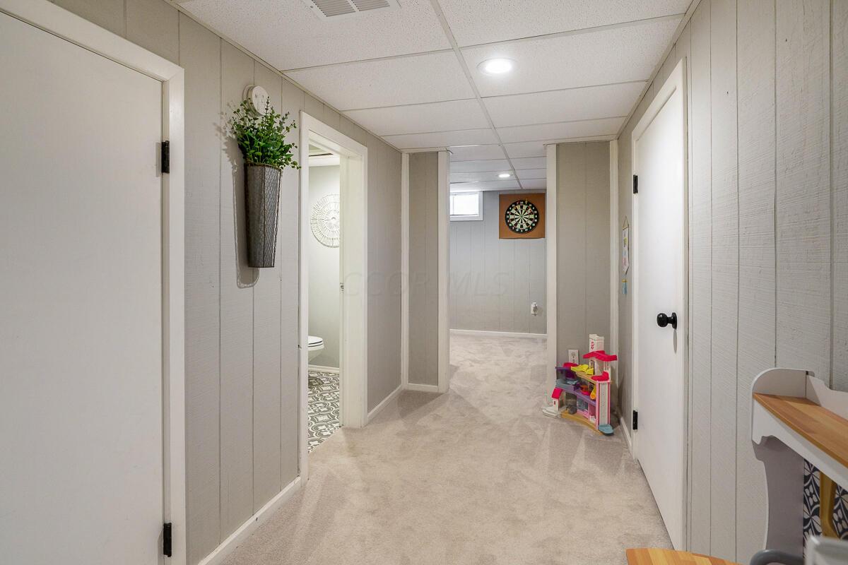 2266 Cranford Road Columbus, OH 43221 - Photo 25 of 34 2266_Cranford_Rd-8