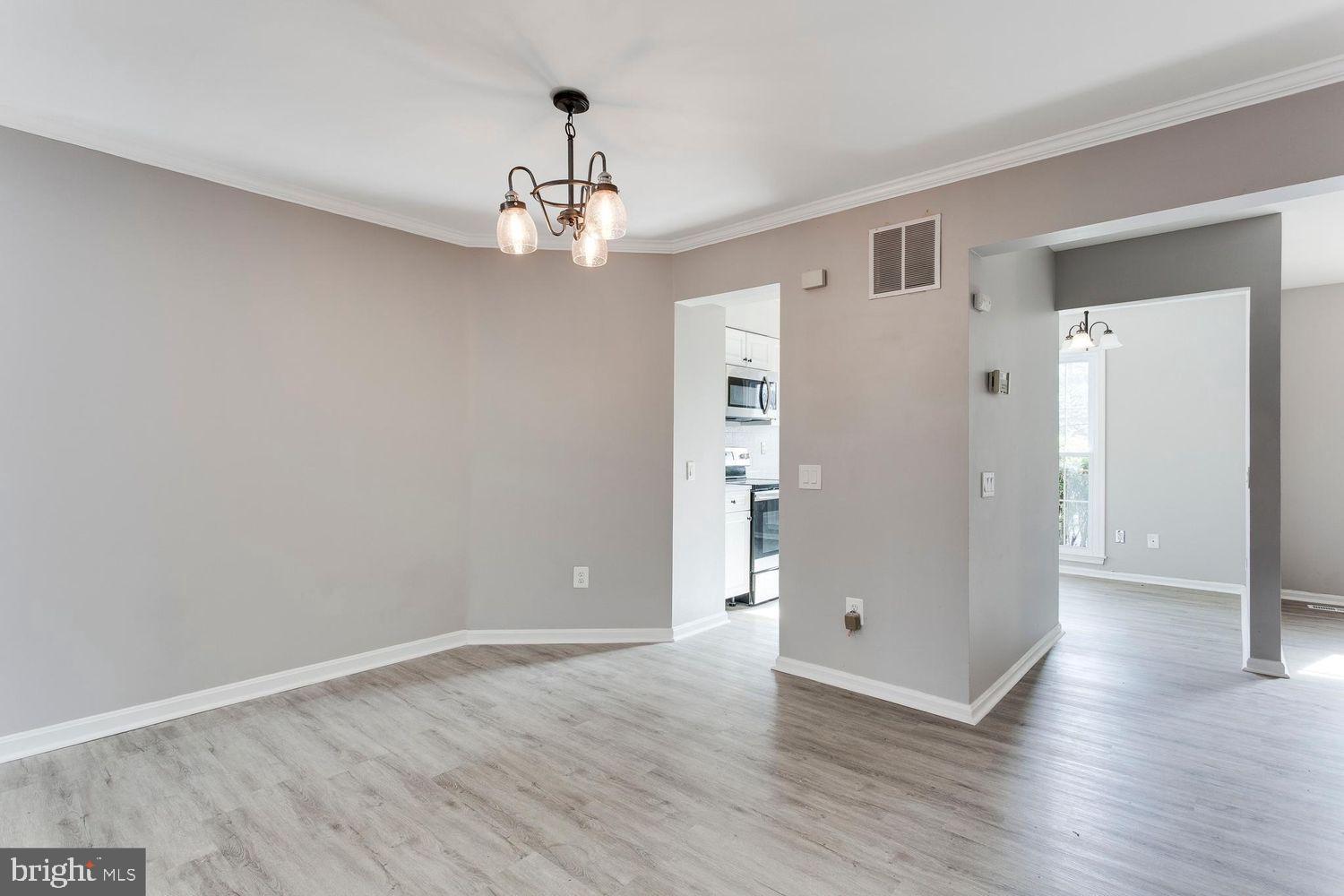 304 Crescendo Way Silver Spring, MD 20901 - Photo 9 of 30