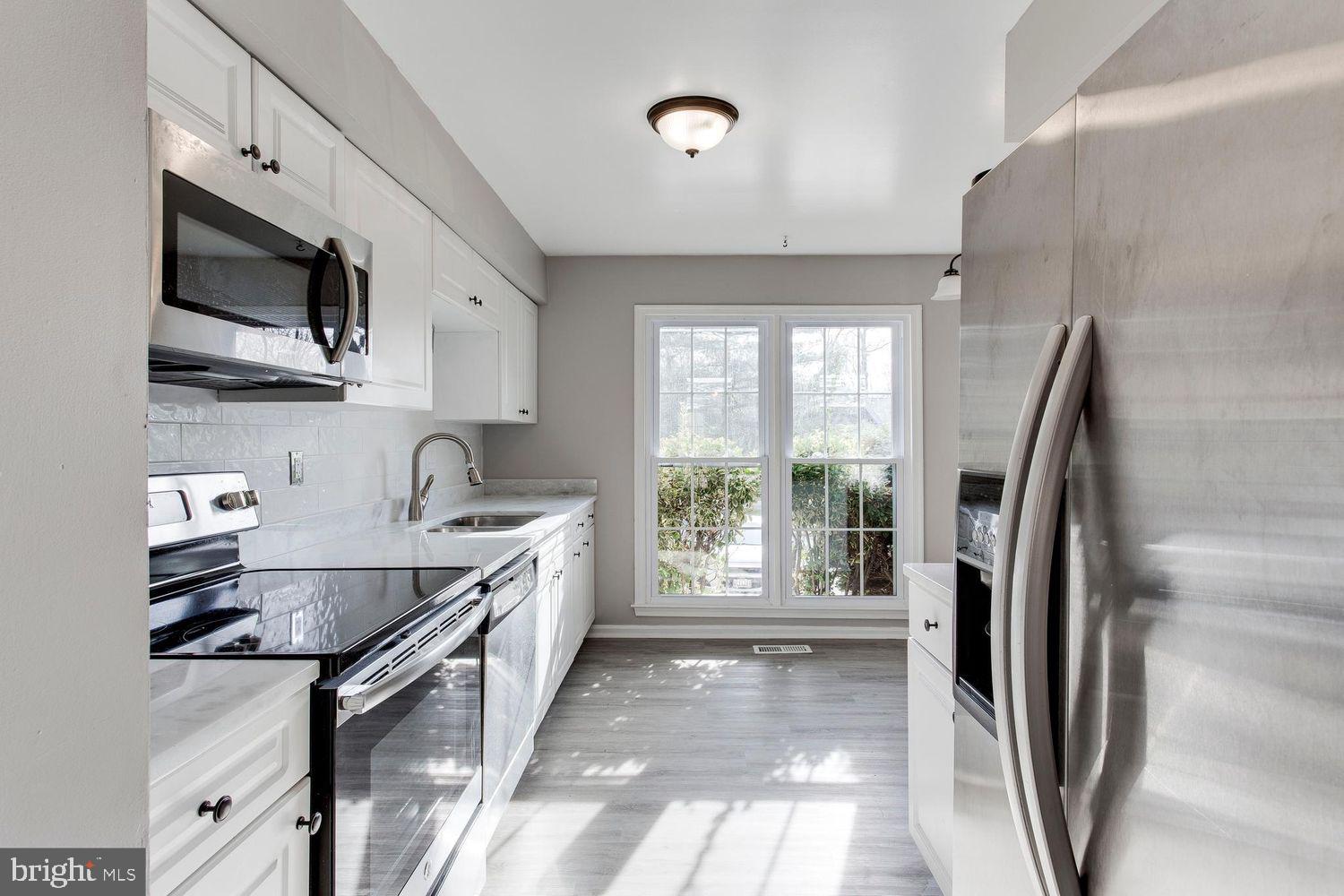 304 Crescendo Way Silver Spring, MD 20901 - Photo 10 of 30