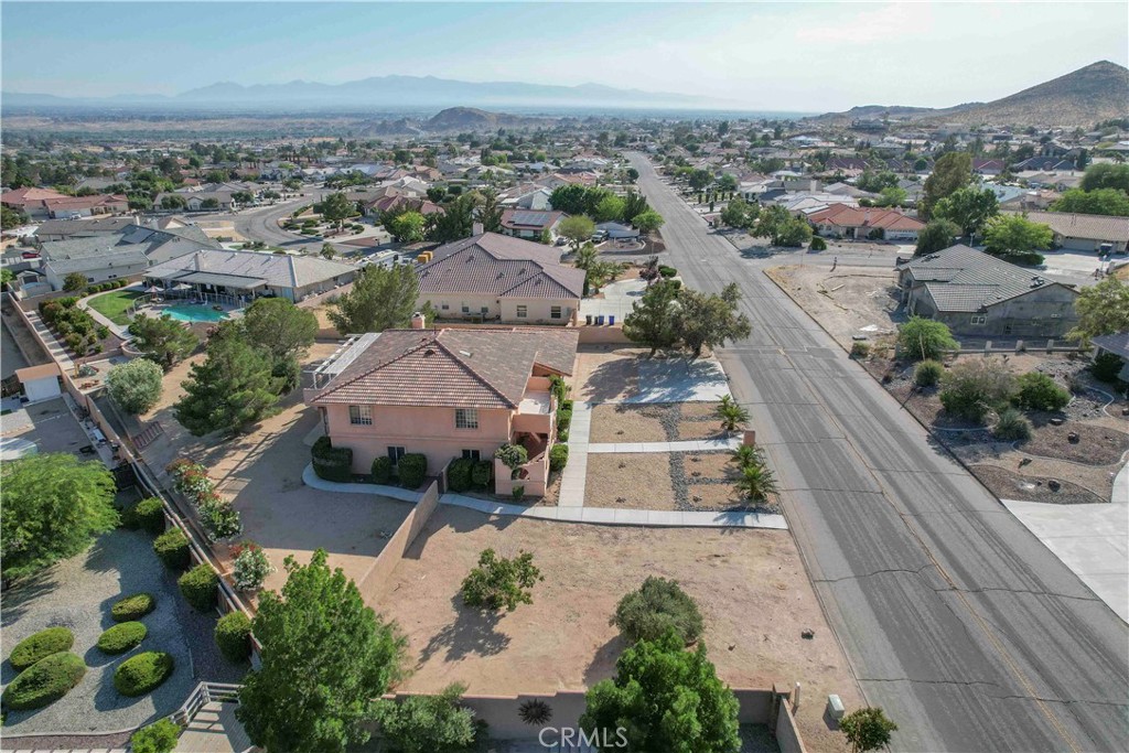 18633 Kamana Road Apple Valley, CA 92307 - Photo 42 of 50