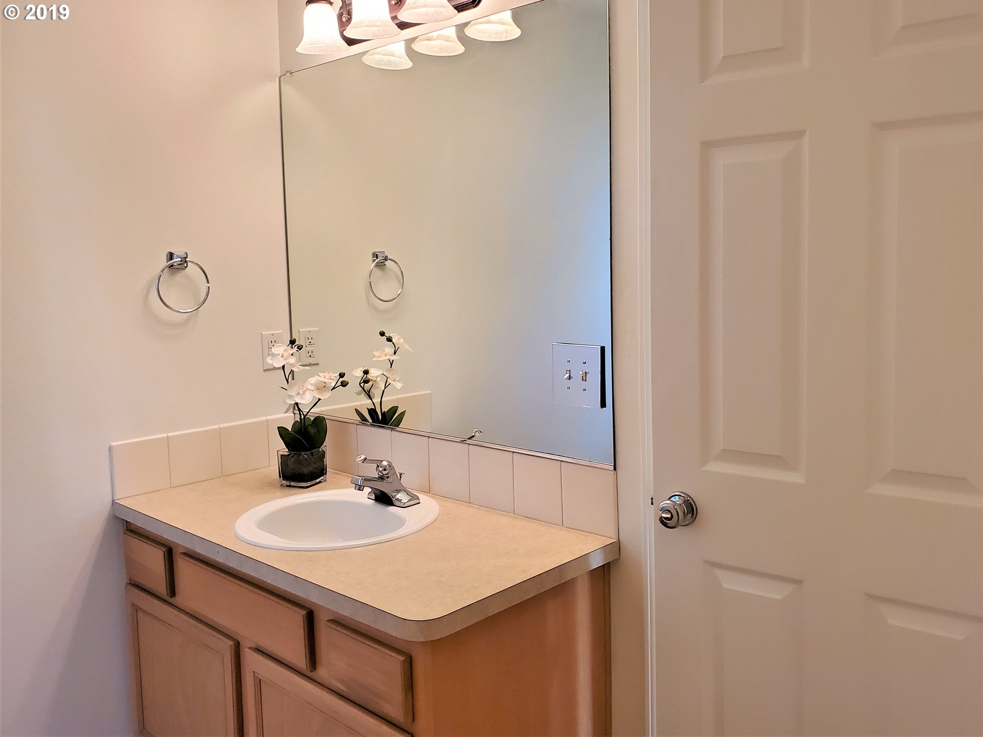 16518 Northeast 14th Avenue Ridgefield, WA 98642 - Photo 25 of 32 Bathroom
