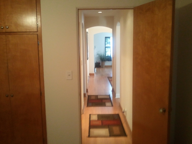 585 West Parkway Road Riverside, IL 60546 - Photo 9 of 14