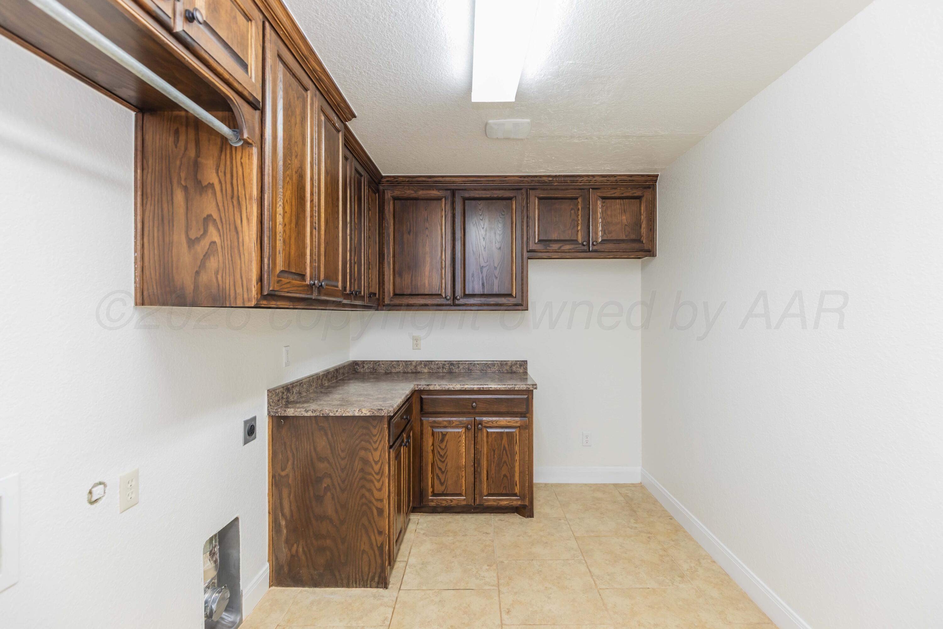 7718 Pinnacle Drive Amarillo, TX 79119 - Photo 55 of 66 UTILITY VIEW 2
