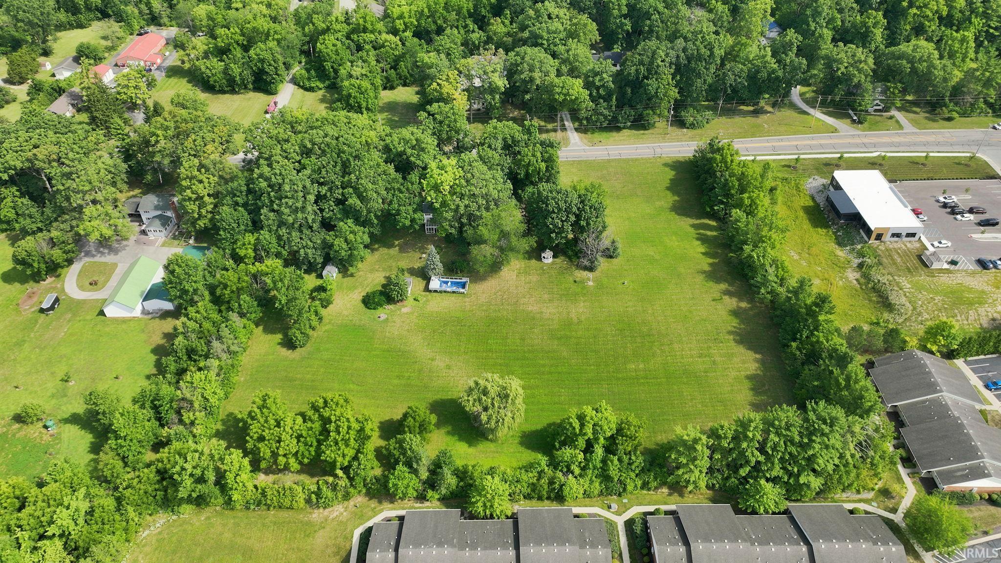 608 East Till Road Fort Wayne, IN 46825 - Photo 3 of 41
