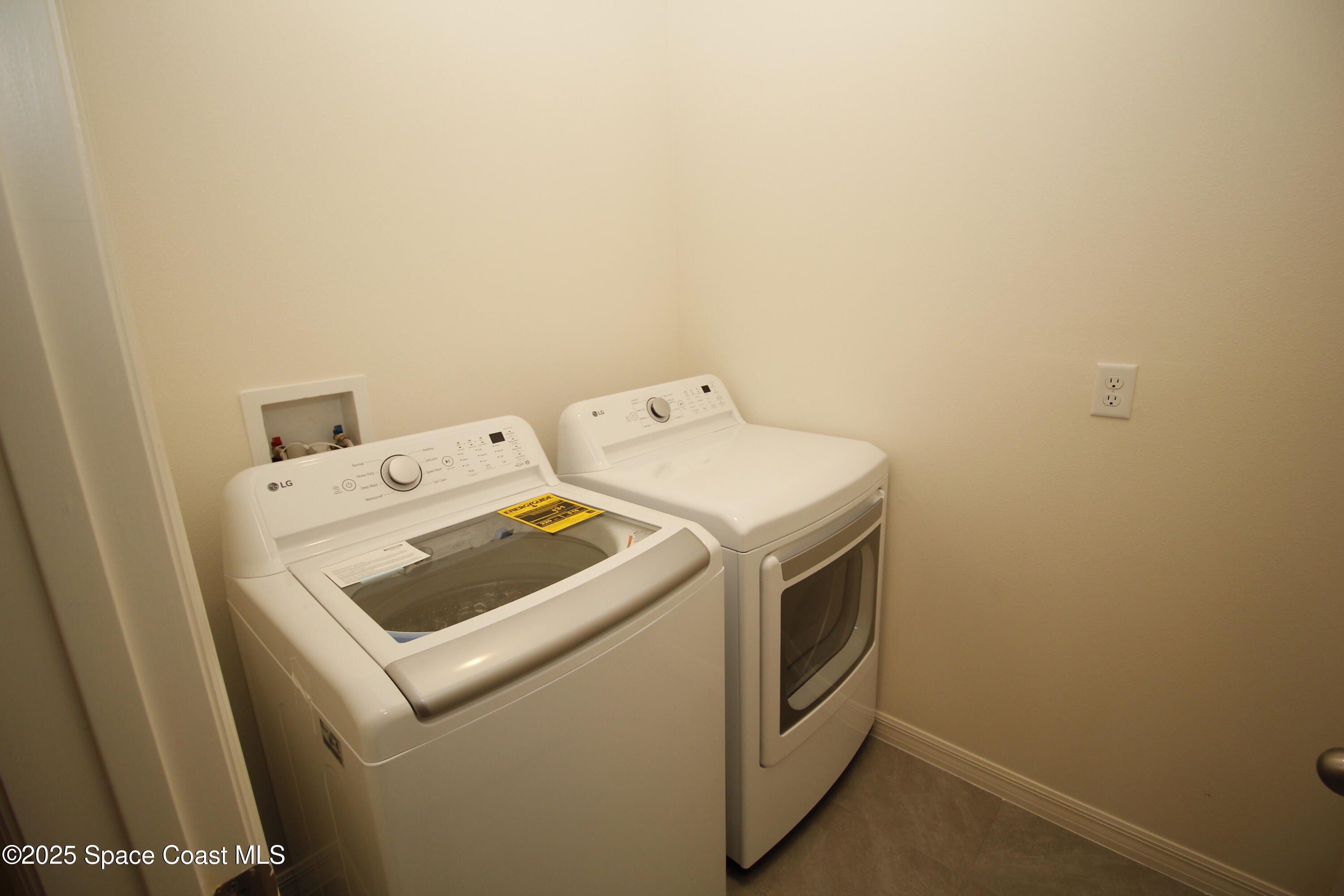 1058 Trinity Street Rockledge, FL 32955 - Photo 7 of 20 _MG_3884