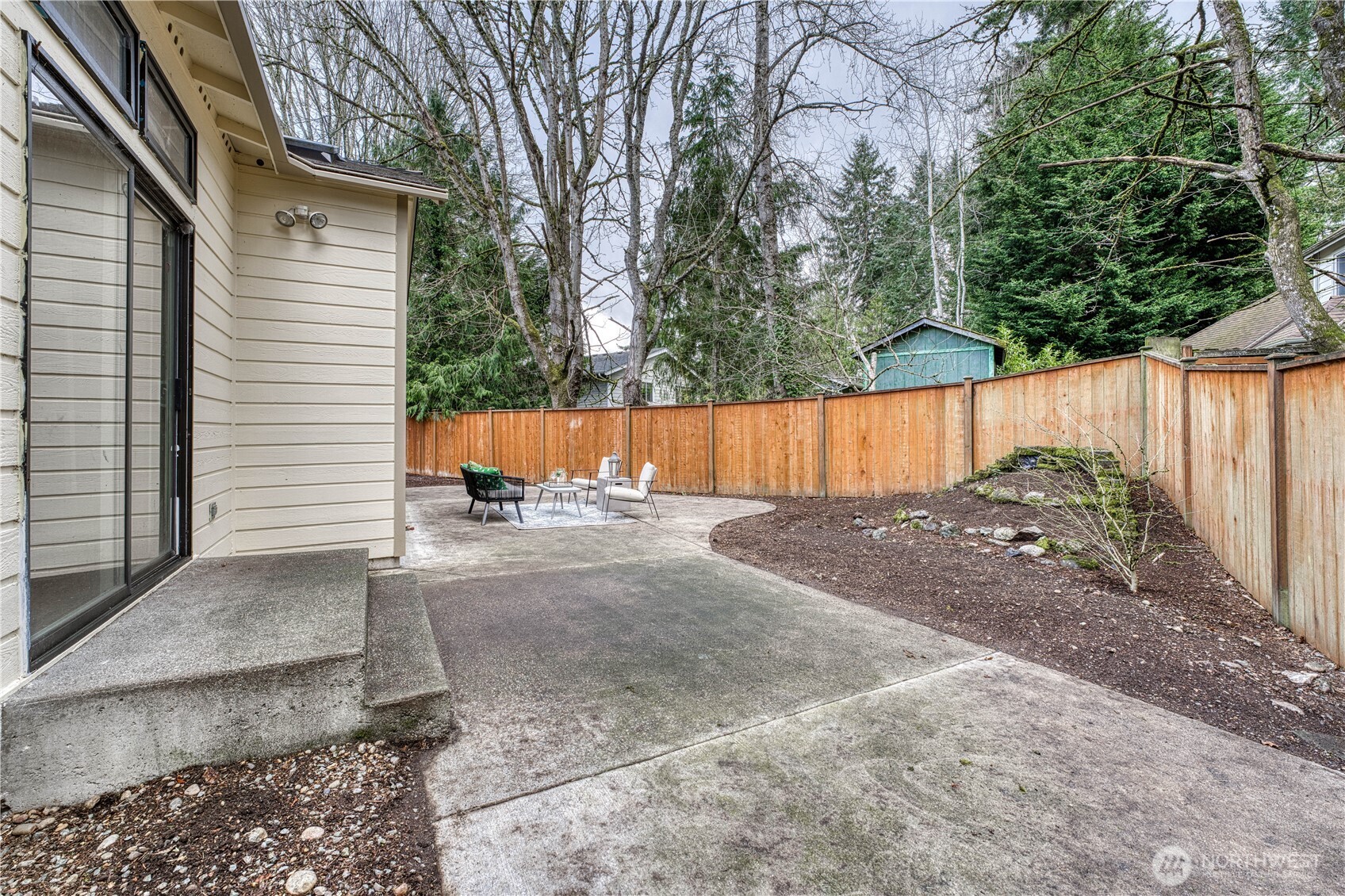 23823 90th Place West Edmonds, WA 98026 - Photo 39 of 40 a view of a back yard of the house