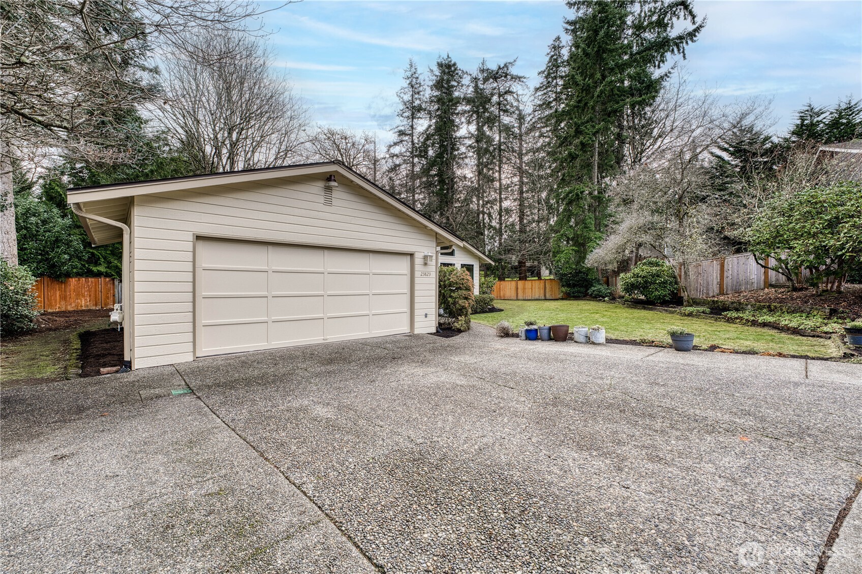 23823 90th Place West Edmonds, WA 98026 - Photo 40 of 40 a view of garage and yard