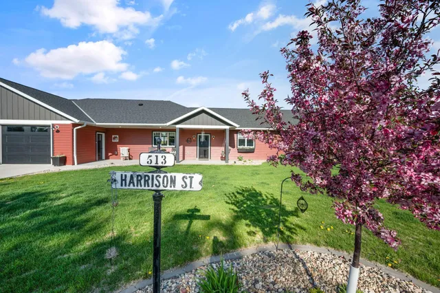 $539,900 | 513 Harrison Street, Welcome, MN 56181