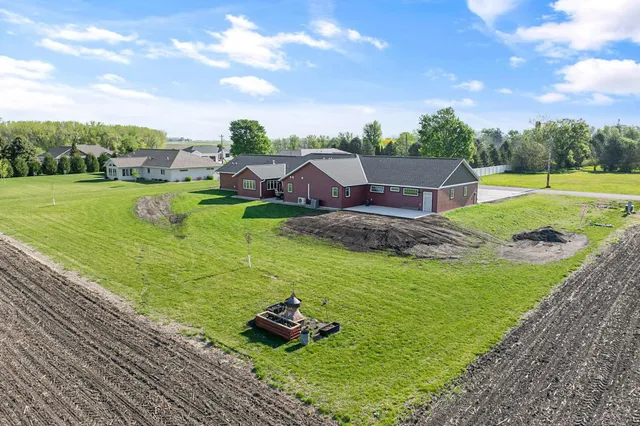 $539,900 | 513 Harrison Street, Welcome, MN 56181