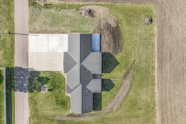 $539,900 | 513 Harrison Street, Welcome, MN 56181