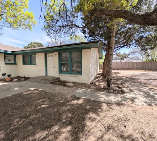 $875 | 9001 Indiana Avenue, Unit C, Lubbock, TX 79423