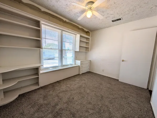 $875 | 9001 Indiana Avenue, Unit C, Lubbock, TX 79423