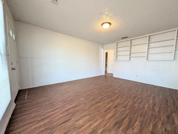 $875 | 9001 Indiana Avenue, Unit C, Lubbock, TX 79423