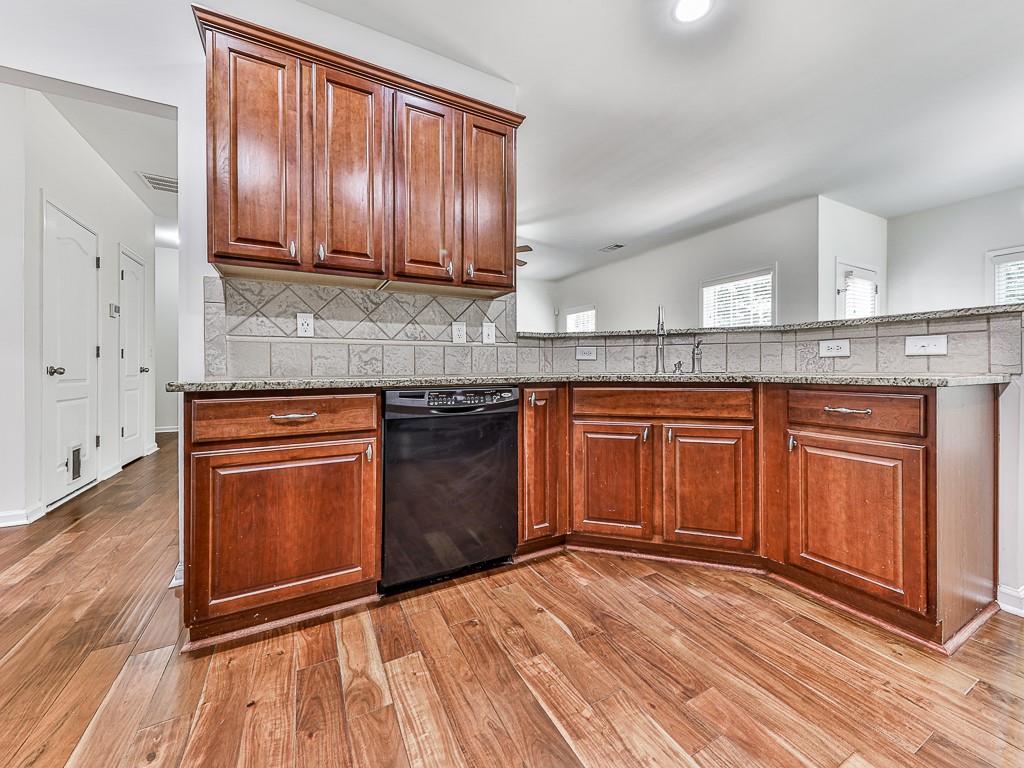 606 Cascade Way Canton, GA 30114 - Photo 10 of 68