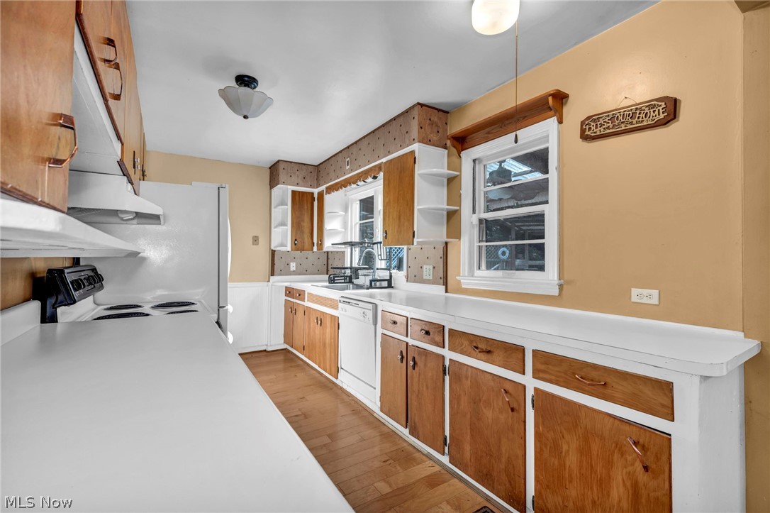 786 Brunsdorph Road Akron, OH 44333 - Photo 17 of 36