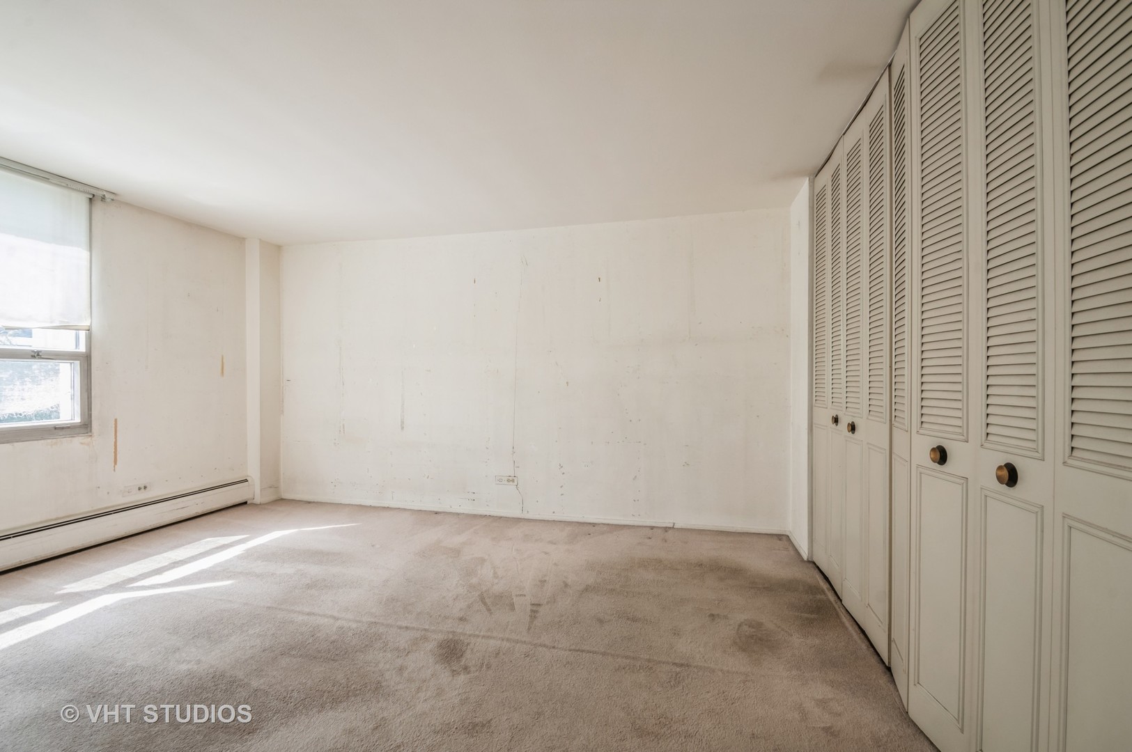 9001 West Golf Road, Unit 5I Des Plaines, IL 60016 - Photo 10 of 14 a view of an empty room
